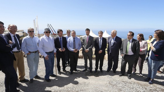 Imagen de Instalación del primer arco del puente de Erques