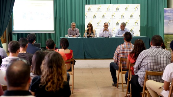 Imagen de El Cabildo concluye la formación para la empleabilidad de 59 personas de Santa Cruz