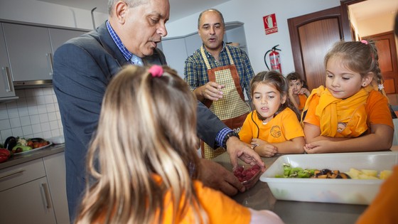 Imagen de El Cabildo enseña a los más pequeños de la casa a consumir de manera responsable