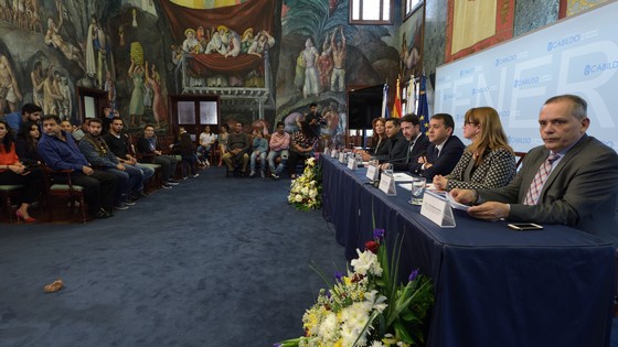 Imagen de El Cabildo acoge la celebración del Día Internacional de la Comunidad Gitana