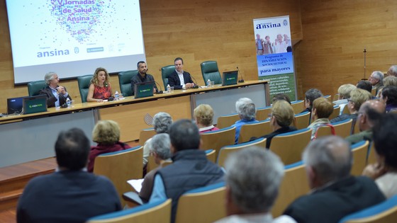 Imagen de El Cabildo fomenta los hábitos de vida saludable entre los mayores de la Isla