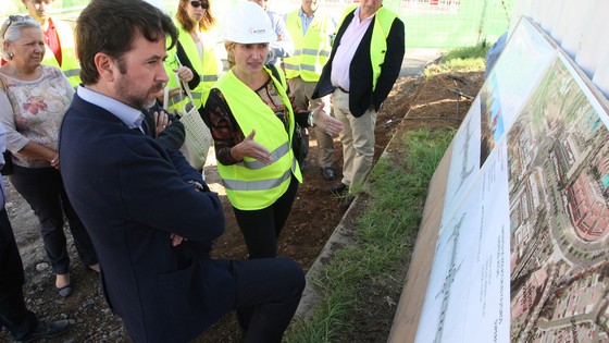 Imagen de El Cabildo impulsa la mejora de la zona turística de Adeje para potenciar su atractivo y su desarrollo comercial