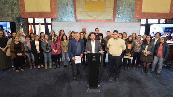 Imagen de El Cabildo consigue la inserción de 107 personas en el primer trimestre de 2016 con ‘Barrios por el Empleo: Juntos más fuertes’