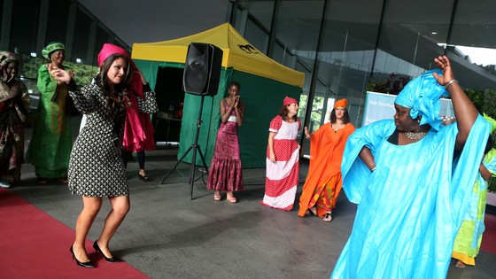 Imagen de El Cabildo homenajea al continente africano con una exhibición de danza, música, literatura y moda