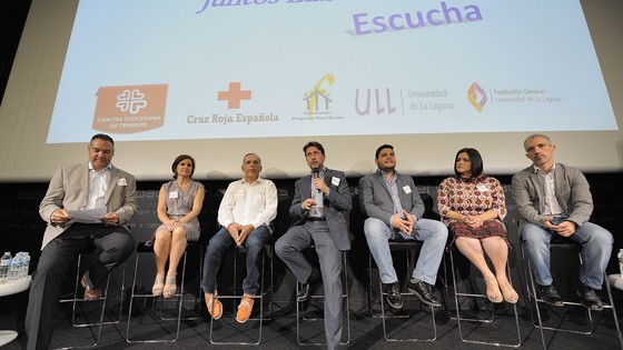 Imagen de El Cabildo escucha a los participantes en el programa de inserción laboral ‘Barrios por el Empleo: Juntos más fuertes’