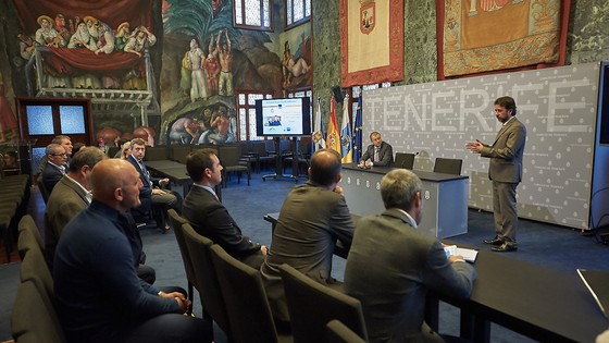 Imagen de El Cabildo impartirá el título de técnico en hostelería en el curso 17-18 con el método de formación dual alemán