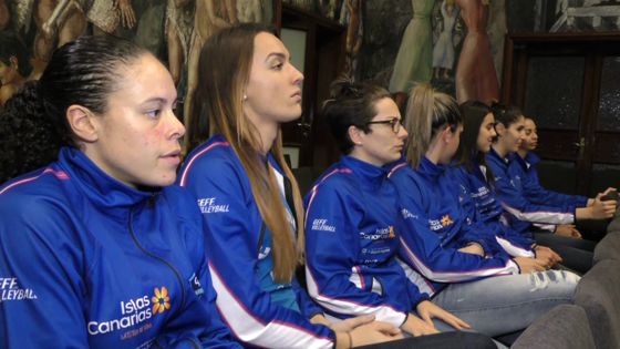 Imagen de El Cabildo recibe al CV Haris, campeón de la Copa de la Reina de Voleibol