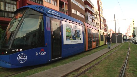 Imagen de Cupón de la ONCE. X aniversario del Tranvía de Tenerife