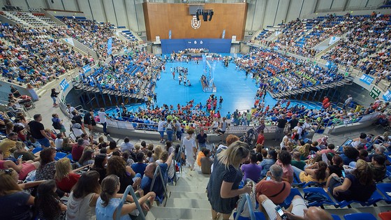 Imagen de Entrega de trofeos en el Pabellón Santiago Martín