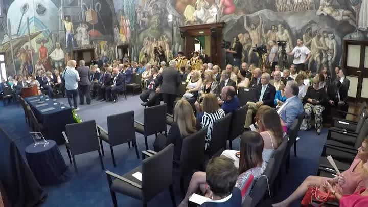 Imagen de El Cabildo entrega la Medalla de Oro de la Isla a la Plataforma Pro Hospital Público del Sur