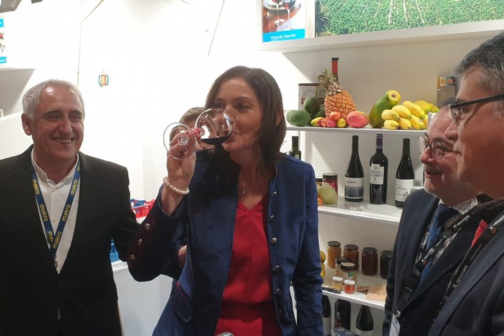 Imagen de La ministra Reyes Maroto destaca la alta calidad como destino gastronómico de Tenerife