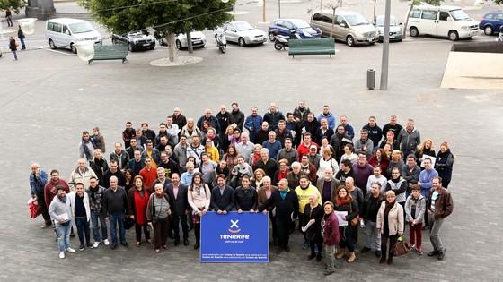 Imagen de El Cabildo entrega 82.600 euros  a los 114 grupos del Carnaval de Santa Cruz