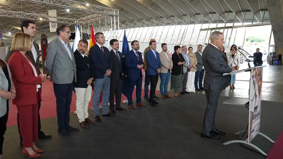 Imagen de Invitacion de Efraín Medina a la XXXIX Feria de Artesania de Canarias