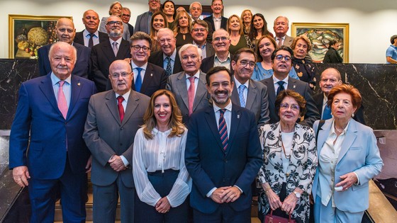 Imagen de El Cabildo conmemora el 45 aniversario de la primera Corporación democrática