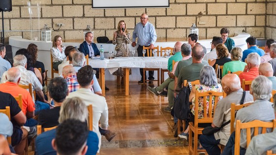 Imagen de El Cabildo coordina las actuaciones para la mejora del regadío en la comarca de Abona