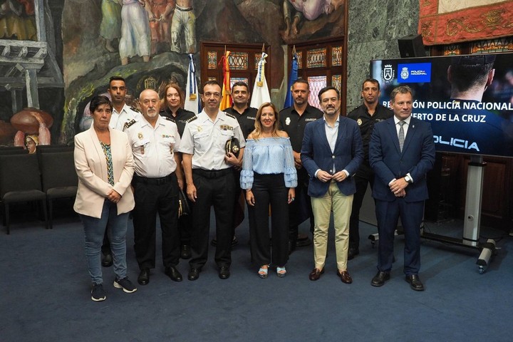 Imagen de El Cabildo felicita a la Policía Nacional del Puerto de la Cruz-Realejos por su labor en la investigación de incendios forestales