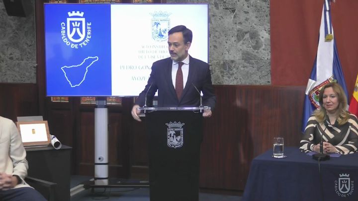 Imagen de El Cabildo entrega el título ‘Hijo Ilustre de la isla de Tenerife’ a Ayoze y Pedri