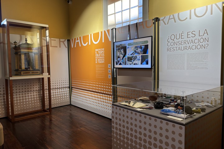 Imagen de La Casa Lercaro expone por primera vez la recién restaurada capilla domiciliaria de la familia de Montemayor